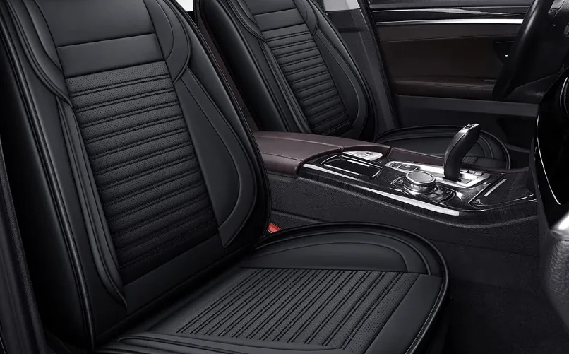 Custom-Fit vs. Universal Seat Covers: Which One Is Right for Your Car? A Beginner's Guide
